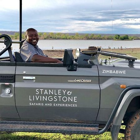 Stanley & Livingstone At Victoria Falls Kültér fotó